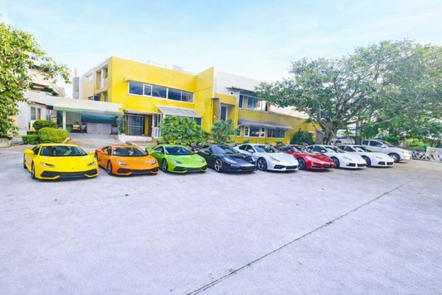 ให้เช่า Showroom ร้านอาหาร พื้นที่ทำธุรกิจ อโศก-สุขุมวิท ใกล้ MRT-BTS  250คัน 180ตรว.  720ตรม. 