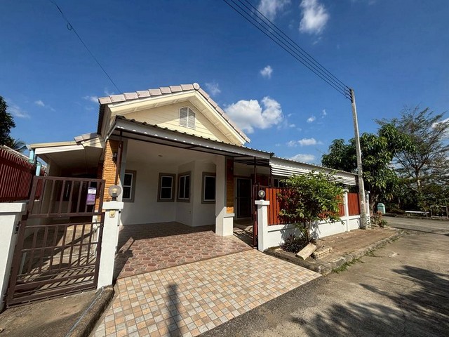 บ้านเดี่ยวชั้นเดียว แปลงมุม ทำเลดี ราคาพิเศษ สุเทพ       