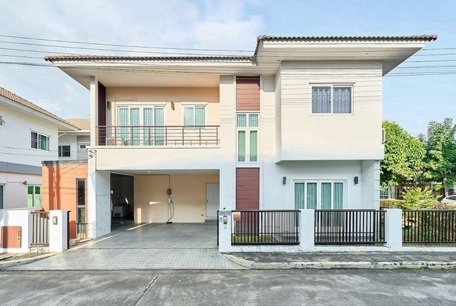 บ้านสวยพร้อมอยู่  ทำเลทอง ล้านนาเฮอริเทจ สารภี       