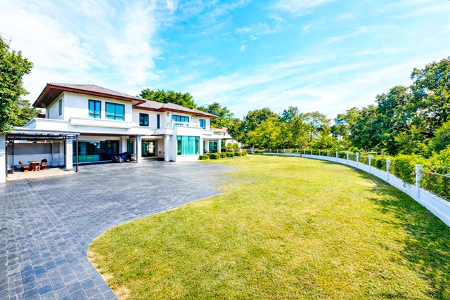 ลดครั้งที่9 ให้เช่า คฤหาสน์ 5นอน โรงเรียนนานาชาติ RIS รามคำแหง164  ต้อนรับต่างชาติ  เฟอร์ เครื่องใช้ไฟฟ้า  6น้ำ 146 ตรว 59,999-84,999 B-M ขาย 17 ล้าน เพอร์เฟคเพลส ตลาดมีนบุรี ตลาดนัดขวัญเรียม โลตัสสุขาภิบาล3 บิ๊กซี 9th price reduction.Mansion for rent 5bed RIS Inter Sch. Ramkhamhaeng 164 welcomes foreigners.  fur E-appliances 6bath 149sqwa. 59,999-84,999B-M selling for 17million Perfect Place Minburi Market Kwan Riam Market Lotus Sukhapiban335 Big C  149 ตร.ว. 596 ตร.ม.149 sq.wah 596 sq.mรามคำแหง164 แขวงมีนบุรี เขตมีนบุรี กรุงเทพมหานคร 10510รวมวีดีโอ1นาทีh