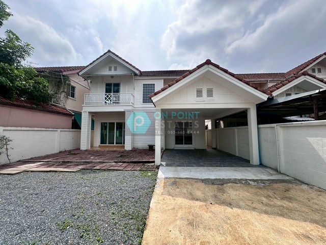 House at Ladprao 87 (Agent Post)                     3 Bedrooms 3 Bathrooms for Rent ** RENTAL PRICE : 38,000 Baht / month (1 Year Contract) **Listing ID : D2774Location : Soi Ladprao 87Type : 3 Bedrooms 3 BathroomsSize : 59 Sq.w. (Usable Area 150 Sq.m.)Function :- Unfurnished- 2 Parking Area- Near BTS Ladprao 83 and The Expresswayบ้าน ลาดพร้าว 87ให้เช่า 3 ห้องนอน 3 ห้องน้ำ** ราคาเช่า : 38,000 บาท ต่อเดือน (สัญญา 1 ปี) **Listing ID : D2774พื้นที่ : ซอย ลาดพร้าว 87ประเภท : 3 ห้องนอน 3 ห้องน้ำขนาด : 59 ตารางวา พื้นที่ใช้สอย 150 ตารางเมตรFunction : - ไม่มีเฟอร์นิเจอร์- มีพื้นที่จอดรถ 2 คัน- ใกล้ BTS ลาดพร้าว 83 และ ทางด่วนC