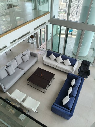 For Rent: Luxurious Duplex Condominium at The River Breathtaking River and City Views from the 67-68th Floor – 3 Bedrooms, 4 Bathroomsให้เช่า: คอนโดมิเนียมหรูแบบดูเพล็กซ์ที่ The River วิวแม่น้ำและเมืองที่งดงามจากชั้น 67-68: 3 ห้องนอน 4 ห้องน้ำDiscover unparalleled elegance at The River Condominium, perfectly positioned on the banks of the Chao Phraya River, just 600 meters from Icon Siam Shopping Mall. This sophisticated duplex residence is designed for those who seek the ultimate in comfort and luxury, ideal for individuals or families desiring an upscale lifestyle in a prestigious location.Condominium Features:• Located on the 67th and 68th floor with panoramic river and city views• Spacious 410 sqm (4,413 sq ft) duplex layout• 3 bedrooms and 4 bathroomsFacilities at The River:• Exclusive pier with transfers to