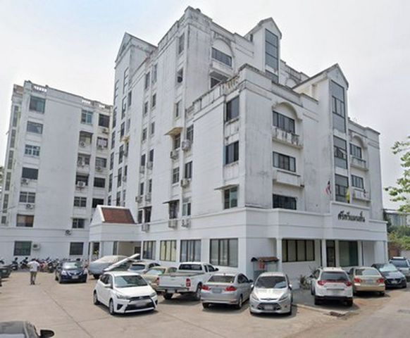 ขายคอนโดราคาดี ราคาเริ่มต้นที่ 650,000 บาท #ศรีทวีแมนชั่น – #หนองป่าครั่ง #อ.เมืองเชียงใหม่ เหมาะสำหรับอยู่อาศัย หรือซื้อเพื่อลงทุนปล่อยเช่า ทำเลเดินทางสะดวก ใกล้แหล่งงานและสิ่งอำนวยความสะดวกครบห้องที่เปิดขายในโครงการ (มีทั้งหมด 4 ห้อง)ชั้น 3 – ห้องดิบ 2 ห้องติดกันขนาด 29 ตร.ม.ราคา 650,000 บาท / ห้องชั้น 5 – วิวดอยสุเทพขนาด 29 ตร.ม.ราคา 850,000 บาทชั้น 6 – ห้องมุม พื้นที่กว้างขนาด 38 �