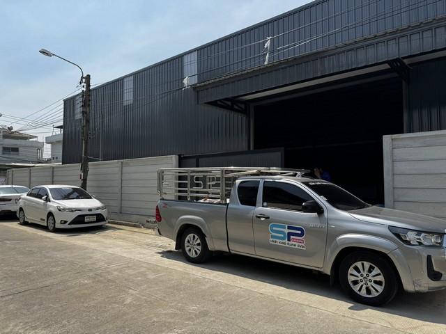 ให้เช่าโกดัง510ตร.ม.พื้นที่สีม่วงย่านถนนพระรามที่2ซอย59แสมดำบางขุนเทียนพื้นที่สีม่วงสามารถประกอบกิจการโรงงานได้ถูกต้องตามกฎหมายราคาเช่า 80,000 บาท / เดือน ( ราคา 150 บาท / ตารางเมตร )ที่ตั้ง ถนนพระรามที่ 2 ซอย 59 แขวงแสมดำ เขตบางขุนเทียน กรุงเทพมหานคร 10150ติดต่อ : คุณภัสพงณ์ 0634098164Line : binkem22https://www.facebook.com/profile.php?id=61581484955548พื้นที่ใช้สอยรวม 676 ตารางเมตร ส่วนออฟฟิศ มีกั้นห้องออฟฟิศพร้อมใช้งาน 