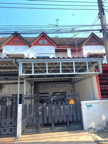 ให้เช่าทาวน์เฮ้าส์ 2ชั้นหลังมุม โซน บิ๊กซี กัลปพฤกษ์• พิกัด ซ.บุษราคัม  เอกชัย 46 (กำนันแม้น แยก 22)• เนื้อที่ : 18 ตร.ว. หน้ากว้าง : 4.5เมตร• จำนวนห้อง 2 ห้องนอน 2ห้องน้ำ•แอร์จำนวน3เครื่อง• จอดรถในตัวบ้านได้ 1คัน เดินทางสะดวก สามารถเข้าได้ 2 เส้นทาง เอกชัย 46 – กำนันเเม้น 13 แยก 27 ถนนกัลปพฤกษ์, เอกชัย,พระราม2,ราชพฤกษ์ใกล้ตลาดศิริชัย(ตลาดบางบอน),ตลาดเอกชัย, ตลาดปิ่นทอง, ตลาดพิบูลย�