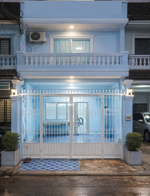 BTS แยก คปอ. ทาวน์เฮ้าส์ 2ชั้น 3นอน สนามบินดอนเมือง  2 น้ำ ใกล้ตลาดเสริมเพิ่มพูน 500 ม. พื้นที่ใช้สอย 24 ตร.ว. 190 ตร.ม. 7,499 B-M. เหมาะสำหรับอยู่อาศัย หรือโฮมออฟฟิศ  ทำเลใกล้สนามบินดอนเมือง  เดินทางสะดวก ติดถนนวิภาวดีรังสิต ใกล้แหล่งชุมชน ตลาด  และระบบขนส่งสาธารณะDonMueang Airport BTS KPO 2.1km.  2-story townhouse 3 bed 2 bath Near Serm Phumphoon Market 500 m. Usable area 24 sq.wa. 190 sq.m. 7,499 B-M Suitable for residence or home office Convenient location near Don Mueang Airport Adjacent to Vibhavadi Rangsit Road close to community areas markets and public transportation for