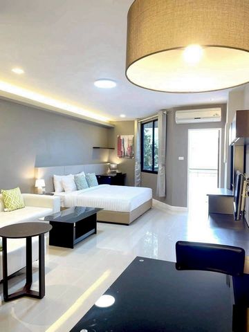 ขาย 2.4 ล้าน #เดอะทรีโอคอนโด เชียงใหม่ ถนนห้วยแก้ว 47.38 ตรม. #รีโนเวทใหม่ #วิวดอยสุเทพ ใกล้ห้างเมญ่า ขนาด 47.38 ตรม. ชั้น 4 1 ห้องนอน1 ห้องน้ำ1 ห้องรับแขกครัวและเครื่องซักผ้ากั้นพื้นที่เป็นสัดส่วน ห้องน้ำแยกส่วนเปียก-แห้ง  ระเบียงวิวดอยสุเทพขายเพียง 2.4 ล้าน ค่าโอน 50/50 อยากได้อสังหาโซนไหน สอบถามเข้ามาได้เลยm.me/northernlandchiangmai  ต้องการอสังหาแบบไหนที่ Northern Land Chiangmaiเรามีครบ ครอบคลุม #ทั่วเ�