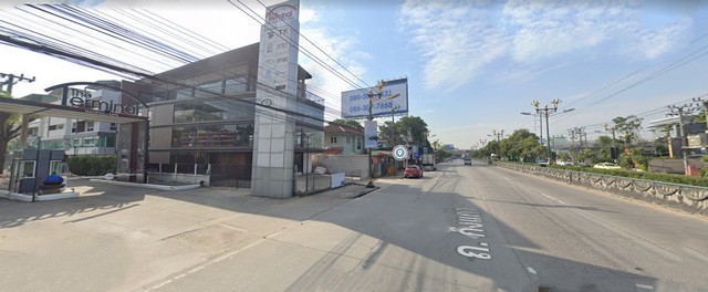            ขายโฮมออฟฟิศ ทรงโมเดิร์น ขนาดเนื้อที่ 54 ตรว. รูปแปลงที่ดินกว้าง 13 เมตร ยาว 17 เมตร อาคารมี 4 ชั้น ตัวอาคารหน้ากว้าง 10.5 เมตร หลังนี้อยู่ใกล้ทางเข้าโครงการ           ภายในมีพื้นที่ใช้สอย  498  ตรม. ตกแต่งสวยงาม  ประกอบด้วย ห้องประชุม 1 ห้อง , ห้องรับแขก , ห้องโถงใหญ่ 1 ห้อง , พื้นที่ทำงาน 3 ห้อง , มีห้องน้ำภายในอาคารทุกชั้น ต่อเติมด้านหลังไว้เแล้ว พร้อมสร้างห้องน้ำเพิ่มไว้ 2 ห�