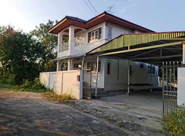 คุยง่ายขายคล่องให้ทางเลือก บ้าน2 ชั้น 90 ตร.วา บ ต.บ้านใหม่  อ.บางใหญ่ จ.นนทบุรี ขาย 5.3 ลบ.  เช่า 30,000 บาท/เดือน 