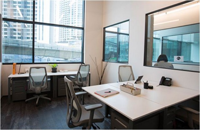 Office อาคาร ซัมเมอร์ฮิลล์ ขนาดเท่ากับ 0 ตาราง.วา 0 Ngan 0 ไร่ 0BR0ห้องน้ำ 9000 BAHT. ใกล้กับ - ด่วน