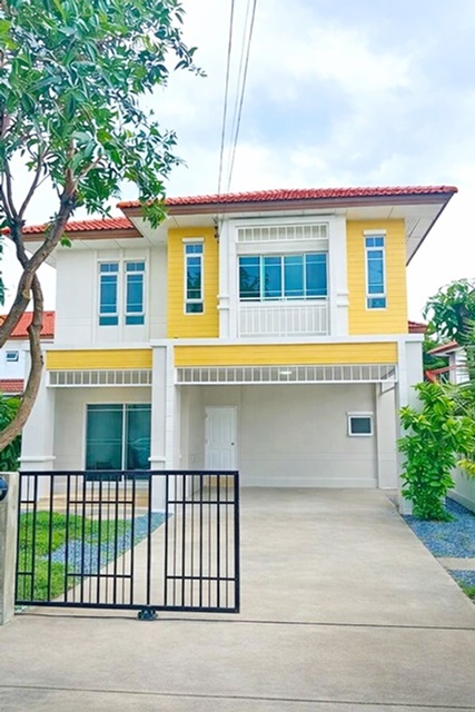 หทัยราษฎร์39 ถนนปัญญาอินทราและทางด่วน บ้านเดี่ยวให้เช่า 3นอน 3น้ำ สาธิตพัฒนา ซาฟารีเวิลด์ บ้านเดี่ยว 2 ชั้น  70 ตร.ว. 280 ตร.ม. เฟอร์ครบ 