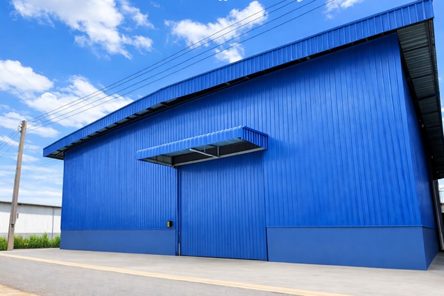 โกดังให้เช่า  600ตร.ม.สุวินทวงศ์16-24 ทำตามออเดอร์ เทเลอร์ 40ฟุต เข้าได้  ทำเลถนนร่มเกล้า1-7 รถไฟฟ้ามีนบุรี สีชมพู 1.8กม. สุวรรณภูมิ7.6 กม.