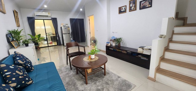 ทาว์นโฮม 2 ชั้น   หมู่บ้าน Time Home (สวนหลวง-อ่อนนุช) พร้อมเฟอร์บางส่วน บ้านสภาพใหม่มาก ราคาถูก