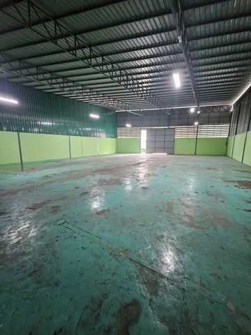  RKJ369ให้เช่าโกดัง ย่านแสมดำ บางขุนเทียน ซ.บางกระดี่ 41 ขนาด 560 ตรม. ขนาด กว้าง 18  เมตร  ลึก 32 เมตร รถคอนเทนเนอร์เข้าได้ มี ว่าง 2 โกดัง ขนาด 560 ตรม.สนใจติดต่อคุณเจี๊ยบ 092-851-6969Line:keti2522  ค่าเช่า 42,000 บาท ( ตรม.ละ 75 บาท ) ซอย บางกระดี่ 41 แขวงแสมดำ เขตบางขุนเทียน กรุงเทพมหานคร 10150 ประตูสูง 7  เมตร ด้านหน้าโกดังสามารถเอารถจอดได้ รถ 6 ล้อ คอนเทนเนอร์ เข้าได้ติดต่อAgent : คุณเจี๊ยบ092-851-6969ID Line :keti2522PL. Real Estate Broker