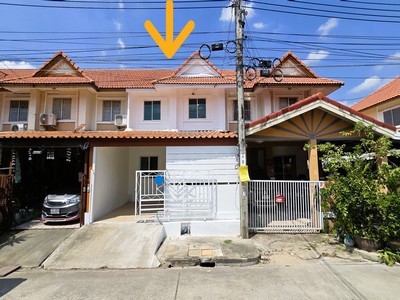 รีโนเวทใหม่ทั้งหลัง! ในราคาคุ้มค่า!! ขายทาวน์เฮ้าส์ 2 ชั้น 19 ตร.ว. หมู่บ้าน พฤกษา 41 กันตนา ถนนเมนหมู่บ้าน ซอย กันตนา บ้านใหม่ บางใหญ่ นนทบุรี.TPI-2873.ที่อยู่:  หมู่บ้านพฤกษา 41 กันตนา ตำบล บ้านใหม่  อำเภอ บางใหญ่  จังหวัด นนทบุรีhttps://maps.app.goo.gl/dhayam1YXmg1Nn19A.รายละเอียด  - เนื้อที่ 19.4 ตรว. - พื้นที่ใช้สอยประมาณ 120 ตร.ม.- 4 ห้องนอน 2 ห้องน้ำ รีโนเวทใหม่ทั้งหลัง เดินไฟใหม่ ทาสี ทำกระเบื้อง ทำห้องน้ำ 