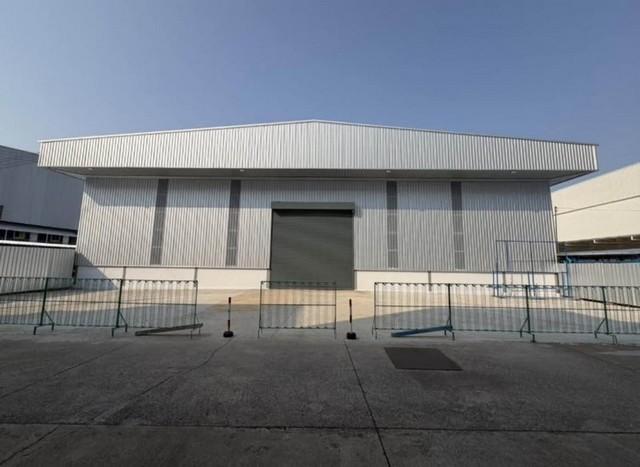 ให้เช่าโกดัง สแตนอโลน พื้นที่ใช้สอยรวม 1,838 ตร.ม. ถนนพระราม 2 บางขุนเทียน สภาพพร้อมใช้งานราคาเช่า 300,000 บาท / เดือน ( ประกัน 2 เดือน ล่วงหน้า 1 เดือน )ที่ตั้ง ถนนบางขุนเทียน แขวงแสมดำ เขตบางขุนเทียน กรุงเทพมหานคร 10150ติดต่อ : คุณภัสพงณ์ 0634098164Line : binkem22https://www.facebook.com/profile.php?id=61581484955548พื้นที่ใช้สอยรวม 1,838 ตารางเมตรรายละเอียด - เนื้อที่ภายในโกดัง 1,488.51 ตร.ม.- เนื้อที่ลานจอดรถด้านหน้าโกดัง 349.65 ตร.ม.- เน