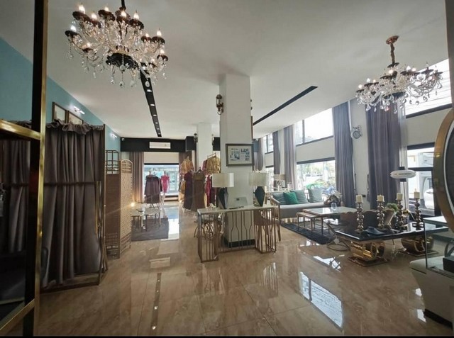 ให้เช่าอาคาร 3 ชั้น ซอยงามวงศ์วาน 53 ตกแต่งพร้อมใช้งาน เหมาะสำหรับธุรกิจความงาม โรงพยาบาลความงามขนาดเล็กราคาเช่า 200,000 บาท / เดือน ( สัญญาเช่า 3 ปี )ที่ตั้ง ถนนงามวงศ์วาน ซอยงามวงศ์วาน 53 แขวงลาดยาว เขตจตุจักร กรุงเทพมหานคร 10900ติดต่อ : คุณภัสพงณ์ 0634098164Line : binkem22https://www.facebook.com/profile.php?id=61581484955548เนื้อที่ 63 ตารางวา พื้นที่ใช้สอยกว่า 900 ตารางเมตร จำนวน 3 ชั้น 4 ห้องนอน 4 ห้องน้ำ แอร์ 11 เครื่อง จอดร�