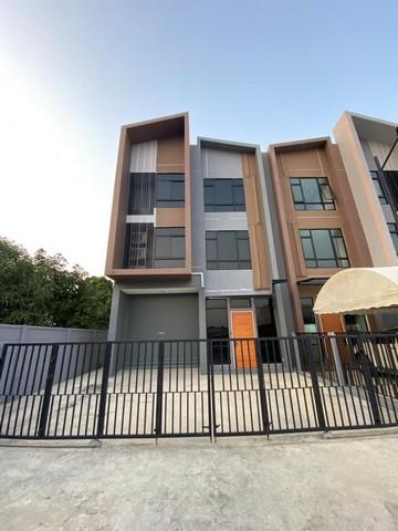 ขายโฮมออฟฟิศ 3 ชั้น พร้อมโกดัง หลังมุม 91.4 ตรว. ซอยกันตนา ย่านบางใหญ่ นนทบุรี ** ขายพร้อมผู้เช่า*** ราคาขาย 12 ล้านบาท (ค่าใช้จ่ายวันโอนผู้ซื้อจ่าย)ติดต่อ:: ชยา โทร/ID Line:: 0942823961   Link Line:: https://line.me/ti/p/3xFA1An8Kcรหัส# KO1105โฮมออฟฟิศ 3 ชั้นพร้อมโกดัง หลังมุม ซอยกันตนา ย่านบางใหญ่ นนทบุรีเนื้อที่ 91.4 ตารางวา พื้นที่ใช้สอยประมาณ 450 ตารางเมตร  2 ห้องนอน 3 ห้องทำงาน 4 ห้องน้ำจอดรถ 8 คันพร้อมไฟฟ้า 3 เฟส 30 แอมป์