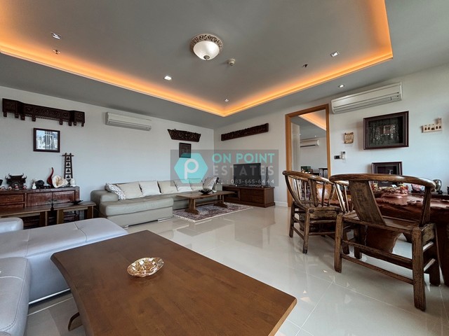 Spacious 4 bedrooms Near Nana (Agent Post)   4 Bedrooms 6 Bathrooms** SELLING PRICE : 35 MB [116,300 Baht / Sq.m.] (Transfer fee 50/50) **Listing ID : A2600Location : Nana AreaRoom Type : 4 Bedrooms 6 BathroomsRoom Size : 301.95 Sq.m.Function :- Fully Furnished- Gym / Swimming pool / Sauna - Near BTS Nana, MRT Petchaburi, Airportlink Makkasanขาย 4 ห้องนอน ขนาดใหญ่ [ใกล้นานา]4 ห้องนอน 6 ห้องน้ำ** ราคาขาย : 35 ล้านบาท [116,300 บาท ต่อตารางเมตร] (ค่าโอนกรรมสิทธิ์ 50/50) **Listing ID : A2600พื้นที่ : นานาประเภท : 4 ห้องนอน 6 ห้องน้ำขนาด : 301.95 ตารางเมตรFunction :- ตกแต่งพร้อมอาศัย ฯ- ส่วนกลางประกอบด้วย ฟิตเนส / สระว่ายน้ำ / ซาว�