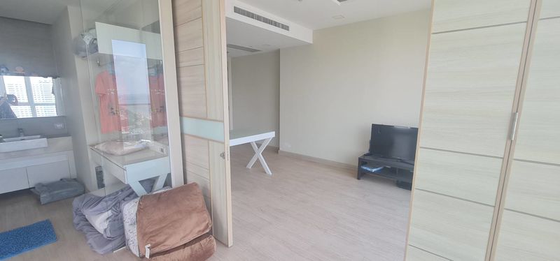 ขายคอนโด ริมหาดจอมเทียนพัทยา Cetus ชั้น 24 วิวทะเล ทำเลเดียวกับ Reflection Pattaya ราคาดีทำเลดีมากติดต่อ ผึ้งรติ 0619419639 ที่ตั้ง : เมืองพัทยา  ตำบลหนองปรือ อำเภอบางละมุง ชลบุรี 20150ขนาดพื้นที่ใช้สอย : 36.75 ตรม.รายละเอียดคอนโด ชั้น 24 วิวทะเลเต็มตา เห็นสุดลูกหูลูกตา บรรยากาศดีมาก-1 ห้องนอน-1 ห้องน้ำ จุดเด่น-คอนโด High-Rise ติดหาดจอมเทียนแบบ “Beachfront” เดินลงทะเลได้ทันที-ห้องอยู่ชั้นสูง วิวทะเลเต็ม