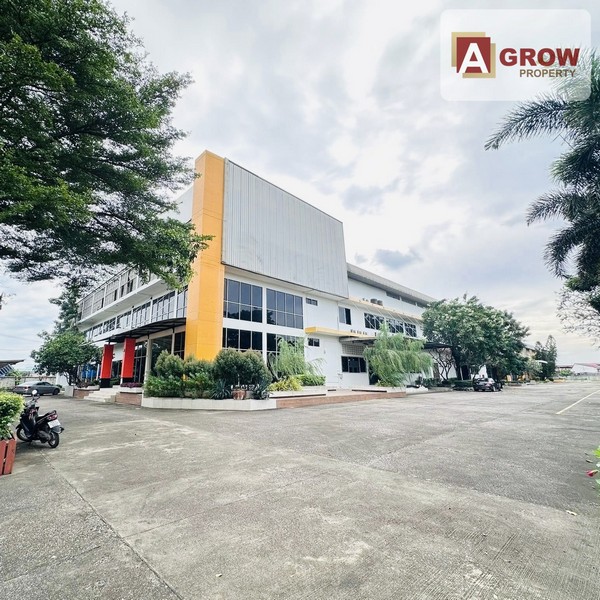 ขายโรงงานมาตรฐานสากล ขนาดพื้นที่ 19 ไร่ 3 งาน ที่ดินขนาดใหญ่ โครงสร้างแข็งแรง ระบบครบวงจร พร้อมต่อยอดการลงทุนทันที ที่ตั้ง : อำเภอสามพราน จังหวัดนครปฐมรหัสทรัพย์ : AGF00352ราคาขาย : 3xx,xxx,xxx บาท (ราคาสอบถามเพิ่มเติมได้ค่ะ)รายละเอียดทรัพย์ :- เนื้อที่รวม 19 ไร่ 3 งาน 51.5 ตร.วา (31,204 ตร.ม.)- พื้นที่ใช้สอย ประมาณ 16,400 ตร.ม.- อาคารโรงงาน/สำนักงาน 2 หลัง (มีลิฟต์ และออฟฟิศหรูตกแต่งครบ)- อาคารโก�