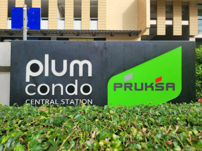  ขาย บ้านเดี่ยว/ทาวน์เฮ้าส์/คอนโด โครงการ ขาย คอนโด พลัม คอนโด เซ็นทรัล   ตำบล เสาธงหิน อำเภอ บางใหญ่ จังหวัด นนทบุรี  ราคาโปรโมชั่น   1,858,000   บาท    ลดจาก   2,100,000   บาท ราคาโปรโมชั่นตั้งแต่วันที่  2 มีนาคม - 31 พฤษภาคม 2569  รายละเอียดทรัพย์ -  พื้นที่ใช้สอย 24.38 ตร.ม -  บ้านหันไปทางทิศ ตะวันออก  พิกัดทรัพย์ :  https://maps.app.goo.gl/rpruHDuJjD3YZsb87  สถานที่ใกล้เคียง   - เซ็นทรัลเวสต์เกต 0.21 กม.  - ตลาดนัดแสงจันทร์ถาวร