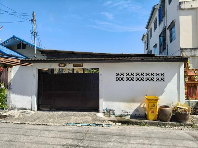 ขายที่ดินพร้อมสิ่งปลูกสร้างบ้านชั้นเดียว 45 ตรว. สุขุมวิท 101/1วชิรธรรมสาธิต 33 บางจาก*** ราคาขาย 4 ล้านบาทติดต่อ::  ชยา โทร/ID Line:: 0942823961   Link Line:: https://line.me/ti/p/3xFA1An8Kcรหัส#  KE035ที่ดินพร้อมสิ่งปลูกสร้างบ้านชั้นเดียว วชิรธรรมสาธิต 33 สุขุมวิท101/1 บางจากเนื้อที่ 45 ตารางวา พร้อมบ้านเดียวชั้นเดียวทำเลเหมาะสร้าง ทำโฮมออฟฟิศ หอพัก อาพาร์ตเมนต์ที่ดินหน้ากว้างประมาณ 7.30 เมตร ระยะทางจากปากซอยประมา�