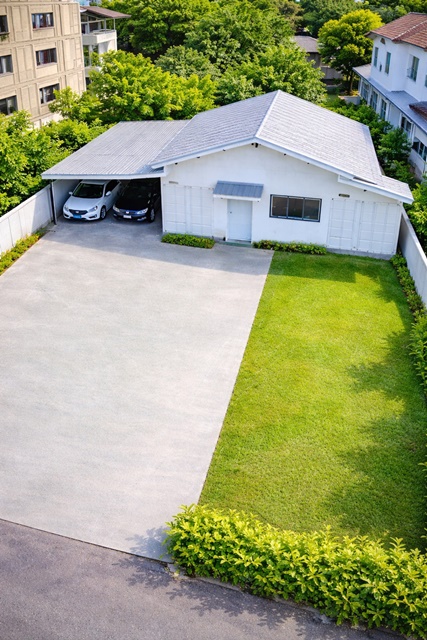 แม็คโคร ศรีนครินทร์2 100ม. ถ.อ่อนนุช44-48 ศรีนครินทร์34-40 โฮมออฟฟิศ 3นอน 2น้ำ ใกล้ BTSศรีนครินทร์38 700ม.และ พาราไดซ์ พาร์ค 1 กม. 172ตร.ว.พื้นที่ใช้สอย 682 ตร.ม. 57,999 B-M. พร้อมลานกว้างด้านหลัง ทำเลศรีนครินทร์ เหมาะสำหรับโฮมออฟฟิศ SME สตูดิโอ หรือธุรกิจออนไลน์ ใกล้ซีคอนสแควร์ ศรีนครินทร์ 900 ม.รถไฟฟ้า และสวนหลวง ร.9 เดินทางสะดวกMakro Srinakarin2 100m  Onnut Rd.44-48 Srinakarin Rd.34-40. home office 3bed 2bath near BTS Srinakarin38 700m. and Paradise Park 1km. 172sq.wa. 682sq.m. Rent 57,999B-M Large backyar