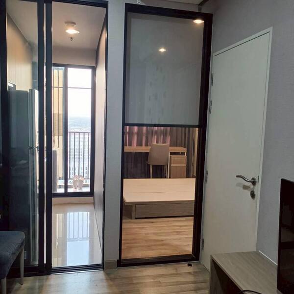 ขาย / เช่า คอนโด Niche Mono Sukhumvit – Bearingติดถนนใหญ่ | ห่าง BTS แบริ่งเพียง 250 เมตร | วิวแม่น้ำคอนโด ชั้นสูง วิวแม่น้ำ ทิศตะวันตก ห้องสวย พร้อมเข้าอยู่โครงการ: Niche Mono Sukhumvit – Bearingห้องเลขที่: 372/435ชั้น: 16วิว: แม่น้ำ / ทิศตะวันตกขนาด: 28.27 ตร.ม.1 ห้องนอน1 ห้องน้ำราคาขาย: 2.5 ล้านบาทค่าเช่า: 11,000 บาท / เดือนห้องสภาพดี พร้อมเข้าอยู่เหมาะอยู่อาศัย หรือซื้อเพื่อลงทุนปล่อยเช่าติดต่อโทร / WhatsApp : 097-161-5666LINE : @rentcondobkkแพรวาC28