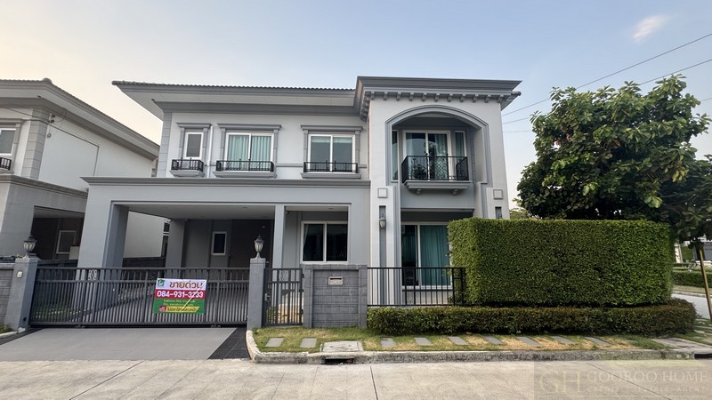 ขายบ้านเดี่ยวหลังมุม แกรนดิโอ เพชรเกษม 81 ตกแต่งหรู Luxury พร้อมอยู่!หากคุณมองหาบ้านที่ จบ ทั้งเรื่องดีไซน์ ฟังก์ชัน และตำแหน่งที่ตั้ง... หลังนี้คือคำตอบของชีวิตที่เหนือระดับครับข้อมูลทรัพย์ (Property Details):* โครงการ: แกรนดิโอ เพชรเกษม 81 (Grandio Phetkasem 81)https://maps.app.goo.gl/jCLe6nBBjQN8siwy9?g_st=icสนใจสอบถามข้อมูลเพิ่มเติม หรือนัดชมบ้าน โทร : 084~931~3233 จุ้ย    : 091~541~5556 บอย* บ้านหลังมุม ให้ความเป็นส่วนตัวสูง* ทิศหน้าบ�