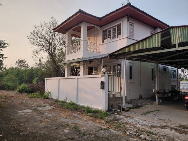 ขายบ้านเดี่ยว 2 ชั้น 90 ตร.วา บ้านเลขที่ 19/16 หมู่ที่ 11 ต.บ้านใหม่  อ.บางใหญ่ จ.นนทบุรี บนเลขที่โฉนด 62488 และ 62185 ต.บ้านใหม่  อ.บางใหญ่ จ.นนทบุรี  ขาย 5.3 ล้านบาท  เช่า 25,000 บาท/เดือน ซื้อผ่อนตรงเจ้าของได้ วางดาวน์ 30% ที่เหลือผ่อน 5ปี +++ เนื้อที่กว้างขวาง มีโรงจอดรถขนาดใหญ่ ปลูกต้นไม้ทำสวนได้+++ อยู่บางใหญ่แหล่งเจริญ คมนาคมสะดวกสบาย+++ มาตรฐานโครงสร้างผ่านการขออนุญาต+++ ใกล้หาดเติมรัก