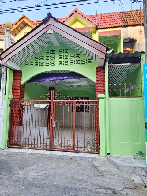 เดินทางสะดวก  20 ตร.ว. 120 ตร.ม.รามคำแหง150-160 Jass Motorway ทาวน์เฮ้าส์ให้เช่า 2 นอน 2 น้ำ  ใกล้ตลาดมีนบุรี 1.2 กม. และโลตัส สุขาภิบาล 3 1.5 กม. เหมาะอยู่อาศัย หรือทำโฮมออฟฟิศ ใกล้แหล่งชุมชนและสิ่งอำนวยความสะดวกหลายแห่ง ภายใน 1 กม.8,499 B-MRamkhamhaeng 150-160 Jass Motorway townhouse for rent 2beds 2baths 8,499 B-M MinBuri Market 1.2 km. and Lotus Sukhaphiban3. 1.5 km.20 sq.w. 120sq.m. suitable for residence or home office  near convenient lifestyle locations withinMotorwayรามคำแหง150-160 แขวงสะพานสูง เขตสะพานสูง กรุงเทพมหานครขนาด 20 ตร.ว. พื้นที�