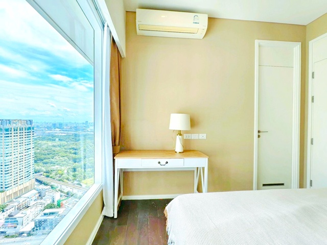 MRTพหลโยธิน 250 ม.ทำเลห้าแยกลาดพร้าว คอนโดเดอะ เซนต์ เรสิเดนเซส ห้องมุม ชั้น 38 2 นอน 2 น้ำ ใใกล้เซ็นทรัล ลาดพร้าว 450 ม.