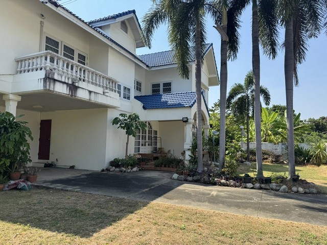 RH02093 ให้เช่าบ้านเดี่ยว 120 ตารางวา  4 ห้องนอน 3 ห้องน้ำ สวนผัก ตลิ่งชัน  บรมราชชนนี ใกล้ ตลาดนัดธนบุรีบ้านเดี่ยว สวนผัก ตลิ่งชัน  บรมราชชนนีที่อยู่ ซอย สวนผัก 37แขวงฉิมพลี เขตตลิ่งชัน กรุงเทพมหานคร 10170มี่ดิน 120 ตารางวา  4 ห้องนอน 3 ห้องน้ำเฟอร์นิเจอร์บางส่วน  อยู่หมู่บ้านที่มีรปภ เฝ้าการเข้าออก ทำเลใกล้ สยามแสควร์ สนามหลวง  สำเพ็ง  สาธร  ตลาดนัดธนบุรีค่าเช่าเพียง  15000 บาทDeta