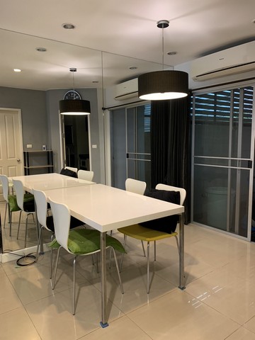 RTJ2197ให้เช่าทาวโฮม3ชั้น ถนนเกษตร นวมินทร์ หลังบุญถาวรเพียง 300 เมตร ใกล้ถนนนวลจันทร์และใกล้โรงเรียนเลิศหล้า โครงการทาวพลัส เกษตร-นวมินทร์  เนื้อที่ 20 ตรว. หน้ากว้าง 5 เมตร 3 ห้องนอน 3 ห้องน้ำ แอร์5 ตัว ที่จอดรถ 2 คันสนใจติดต่อเจี๊ยบ 092-851-6969Line:keti2522ราคาเช่า 25,000/เดือนที่ตั้ง  ถนน คลองลำเจียก แขวง นวลจันทร์ เขต บึงกุ่ม กรุงเทพมหานคร 10230-มี 3 ห้องนอน ห้องนอนใหญ่ชั้น 2 มี 1 ห้องนอน และช�