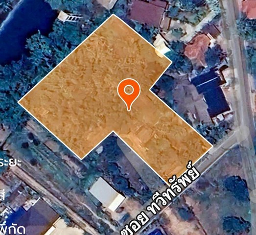 # ขายที่ดิน  2 ไร่ 1 งาน  46 ตรว  ติดถนนดำ กว่าง 29 เมตรหลัง ม. แม่โจ้  ต ป่าไผ่ อ สันทราย จ.เชียงใหม่**ขายยก  6 ล้าน  โอนคนครึ่งสอบถาม id. 0828952449. กิต#เหมาะกับการลุงทุน - ใกล้ ม. แม่โจ้- ใกล้สนามกอล์ฟ- ใกล้ รพ สันทราย- ใกล้แนวถนนตัดใหม่  500 เมตร**ขายยก  6 ล้าน  โอนคนครึ่งสอบถาม id. 0828952449. กิต