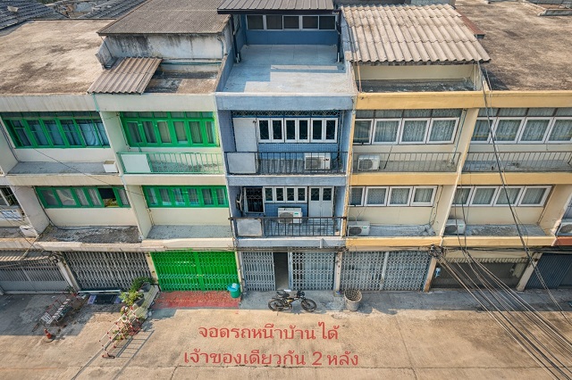 ทำเล CBD สาทร บ้านรีโนเวทใหม่ แอร์ครบทุกห้อง ครัวใหญ่ ใกล้เซ็นทรัล พระราม 3 600 ม.  สาธุประดิษฐ์ ใกล้ BTS ช่องนนทรี 2.5 กม.  ทาวน์โฮม 3 ชั้น ให้เช่า 3 นอน 2 น้ำ  พื้นที่ใช้สอย 18 ตร.ว. 220 ตร.ม. 1จอดรถ 24,998 B-M. เดินทางสะดวก BRT และทางด่วนprime CBD location in Sathorn  newly renovated  near Central Rama 3 600 m. SathuPradit 3-story townhome for rent 3 bed 2 bath near BTS Chong Nonsi 2.5 km usable area 18 sq.wa. 220 sq.m. house air conditioning in every room large kitchen 1 parking space 24,998B-M convenient transportation  BRT and expresswayถ.สาธุประดิษฐ์ นราธิวาสราชครินทร์  แขวงช่องนน