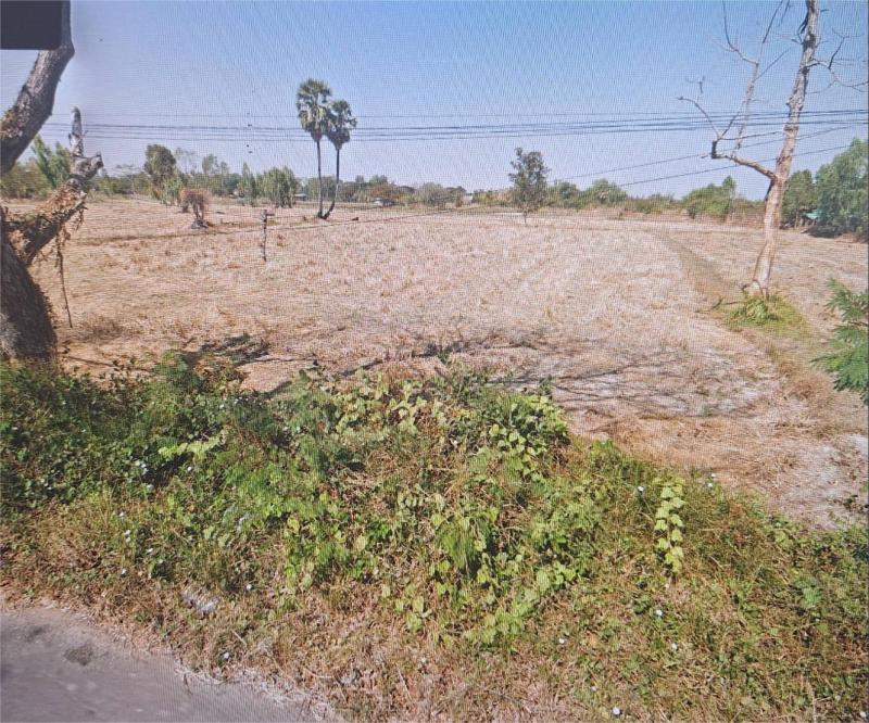 ##ที่ดินเปล่า 3  ไร่ ติดถนนหมายเลข2050 (บ้านสาวะถี-บ้านงิ้ว) วัดไชยศรี100ม. อ.เมืองขอนแก่น  จ.ขอนแก่นโซน : อ.เมืองขอนแก่น  จ.ขอนแก่นที่ตั้ง :  ต.สาวะถี  อ.เมืองขอนแก่น  จ.ขอนแก่นลักษณะโดยทั่วไป- ที่ดินเปล่า ทำเลสวย ติดถนน2050 (บ้านสาวะถี-บ้านงิ้ว) ติดถนน 45 เมตร- เนื้อที่  3  ไร่, ใกล้โบราณสถาน วัดไชยศรี 100 เมตร- หน้ากว้างติดถนน  45 ม.  ลึก  74 ม., ใกล้แหล่งชุมชน, สถานที่ราชการ- มีโครงการบ้านจั