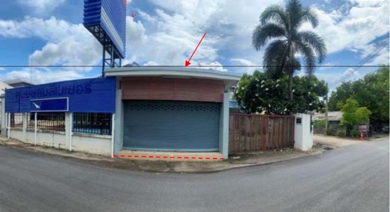  ขาย บ้านเดี่ยว/ทาวน์เฮ้าส์/คอนโด โครงการ ขาย ที่ดินพร้อมสิ่งปลูกสร้าง อำเภอสันป่าตอง เชียงใหม่  ตำบลบ้านกลาง อำเภอสันป่าตอง เชียงใหม่  ราคาโปรโมชั่น  4,687,000    บาท    ลดจาก    6,875,000.00    บาท ราคาโปรโมชั่นตั้งแต่วันที่  13 มีนาคม - 31 พฤษภาคม 2569  รายละเอียดทรัพย์ -  เนื้อที่ 0-3-0  ตารางวา  -  1 ที่จอดรถ  -  บ้านหันไปทางทิศ  เหนือ  พิกัดทรัพย์ :   https://maps.app.goo.gl/4UrWPhzoTWCL69Sx6  สถานที่ใกล้เคียง   -   วัดดอนแก้ว -  