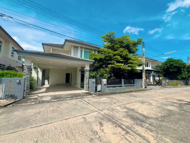 TEL:088-559 5199 คุณเอLine:https://line.me/ti/p/C0eGe0whLXาย / ให้เช่าบ้านเดี่ยว หมู่บ้านคันทรีโฮม เลค แอนด์ พาร์คพิกัด : หนองยายบู่ อ.ศรีราชา จ.ชลบุรีราคาเช่า 35,000 บาท / เดือน (สัญญาเช่า 1 ปี)มัดจำ 2 เดือน + ค่าเช่าล่วงหน้า 1 เดือนราคาขาย 6,500,000 บาทค่าธรรมเนียมการโอนกรรมสิทธิ์ ผู้ซื้อ–ผู้ขายออกคนละครึ่งเนื้อที่ 72 ตารางวาฟังก์ชันภายในบ้าน3 ห้องนอน 3 ห้องน้ำ2 ห้องครัว1 ห้องนั่งเล่น2 ที่จอดรถหน้าบ้านหันทิศ�