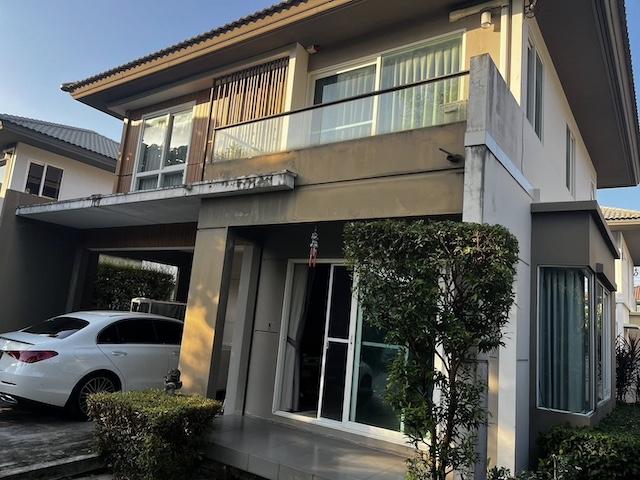 ให้เช่า บ้านเดี่ยว มัณฑนา เลควัชรพล สุขาภิบาล 5 สายไหม 3 ห้องนอน 55 ตร.ว จอดรถ 4 คันติดต่อ Agent คุณบัว (Bua)Tel: 093-646-4597LINE ID: Bua093ราคา 35,000 บาทต่อเดือนรายละเอียดทรัพย์ให้เช่าบ้านเดี่ยว 2 ชั้น ในโครงการ มัณฑนา เลควัชรพล ทำเลสุขาภิบาล 5 วัชรพล สายไหม บ้านสภาพดี พร้อมอยู่ แอร์และเฟอร์นิเจอร์ครบทุกห้อง พื้นที่ดิน 55 ตารางวา เหมาะสำหรับครอบครัวที่ต้องการบ้านในโซนสายไหม วัชรพล ใกล้ตลาด �