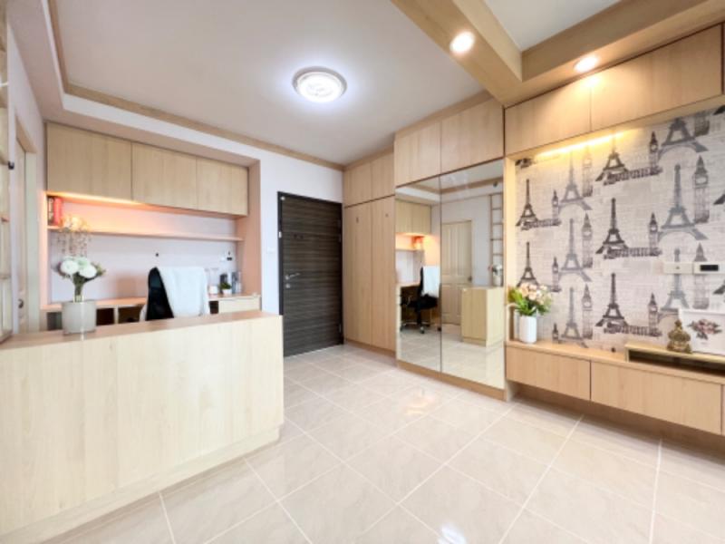 CN.719 ศุภาลัย ปาร์ค แคราย-งามวงศ์วาน เนื้อที่ 65 ตรม.ที่ตั้ง : บางกระสอ อำเภอเมืองนนทบุรี นนทบุรี 11000รายละเอียด-ขนาดพื้นที่ : 65 ตรม.-ขายคอนโดศุภาลัย ปาร์ค แคราย-งามวงศ์วานห้องบิ้วท์อิน เฟอร์นิเจอร์สวย สไตล์ Japan’sไม่เคยปล่อยเช่า- ชั้น 18 (จากทั้งหมด 32 ชั้น)- ห้องวิวโล่ง วิวถนนใหญ่ ทิศตะวันออก- 2 ห้องนอน- 1 ห้องนั่งเล่น- 1 ห้องครัว- 1 ห้องน้ำ- 2 ที่จอดรถสิ่งอำนวยความสะดวกในโครงการ- �