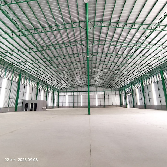 BST942 ให้เช่าโกดังใหม่ ถนนเอกชัย พระราม 2 บางบอน กรุงเทพ พื้นที่ 1,300 ตร.ม. เหมาะสำหรับคลังสินค้า ศูนย์กระจายสินค้า และธุรกิจโลจิสติกส์รายละเอียดทรัพย์โกดังสร้างใหม่ให้เช่าในทำเลศักยภาพย่านเอกชัย พระราม 2 เขตบางบอน กรุงเทพมหานคร เหมาะสำหรับธุรกิจคลังสินค้า ศูนย์กระจายสินค้า โลจิสติกส์ หรือธุรกิจเก็บสินค้า โครงการออกแบบสำหรับการใช้งานเชิงอุตสาหกรรม รองรับ