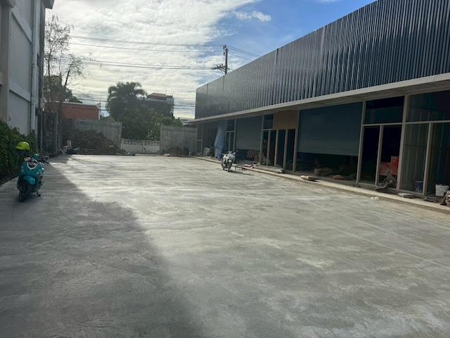  ให้เช่าโกดัง พร้อมออฟฟิศ สุขุมวิท 93 ใกล้ BTS บางจาก BTS อ่อนนุช 108 ตร.ม. จดทะเบียนบริษัทได้ติดต่อ Agent คุณบัว (Bua)Tel: 093-646-4597LINE ID: Bua09336,000 บาทต่อเดือน ห้องกลาง38,000 บาทต่อเดือน ห้องมุมรายละเอียดทรัพย์ให้เช่าโกดังพร้อมออฟฟิศ ทำเลสุขุมวิท 93 ย่านบางจาก อ่อนนุช ใกล้รถไฟฟ้า เดินทางสะดวก เหมาะสำหรับสต็อกสินค้า ธุรกิจออนไลน์ สำนักงานขนาดเล็ก หรือธุรกิจ SMEว่าง 2 ยูนิตติดกัน พร้อมเข้าอยู่