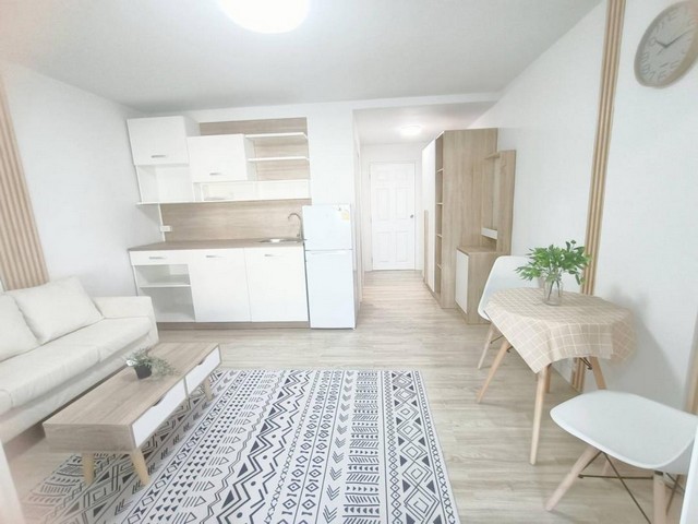 ให้เช่าคอนโดย่านลาดพร้าว รามคำแหง เขตบางกะปิ คอนโดซิตี้วิลล่า ตึกD1 ชั้น5 พร้อมอยู่ใกล้MRTลาดพร้าว101 ใกล้ซอยมหาดไทยซอยลาดพร้าว 130 ซอยรามคำแหง 81ราคาเช่า 7,500 บาท / เดือน ( ประกัน 2 เดือน ล่วงหน้า 1 เดือน)ที่ตั้ง ถนนลาดพร้าว ซอยลาดพร้าว130 ซอยรามคำแหง81 แขวงคลองจั่น เขตบางกะปิ กรุงเทพติดต่อ : คุณภัสพงณ์ 063-409-8164 , 081-398-7741Line : deedaa23พื้นที่ใช้สอย 33 ตารางเมตร 1ห้องนอน 1 ห้องน้ำเครื่องใช้ไฟฟ�