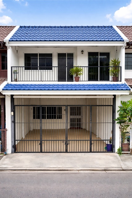 ทาวน์เฮ้าส์ทำเลงามวงศ์วาน ตลาดประชานิเวศน์ 900 ม.  ศูนย์ราชการนนทบุรี 2.14กม . ท่าทราย ทาวน์เฮ้าส์ 2 ชั้น 2 นอน 2 น้ำ  รร.เบญจมราชานุสรณ์ 750 ม. 22 ตร.ว. 176 ตร.ม. 9,499 B-M. เดินทางสะดวก เข้าออกได้หลายเส้นทาง เหมาะอยู่อาศัย ใกล้แหล่งชุมชน พร้อมสิ่งอำนวยความสะดวกครบครันprime location on Ngamwongwan Road Prachaniwet Market 900 m. Nonthaburi Government Center, 2.14 km. Two story townhouse 2 bed 2 bath quiet atmosphere 750 m. from Benjamarachanuson School 22 sq.wa. 176 sq.m. rent 9,499 B-M convenient transportation access from multiple routes suitable for living close to community ameni