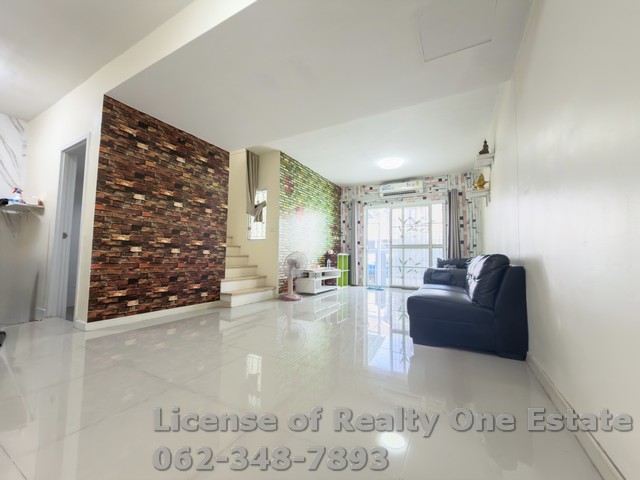 M0409ขายด่วน! ทาวน์เฮาส์ พฤกษาวิลล์ 46/2 รังสิต-คลอง 3 | สภาพนางฟ้า ต่อเติมครบ กู้ได้ 100% ฟรีโอน!สนใจนัดดูบ้านจริง โทรเลย: ประสงค์ 062-348-7893 , Line ID: songloveu88นิกกี้ 065-985-2958 , Line ID : nickky-nic•ราคาช็อกวงการ: เพียง 1,700,000 บาท (ถูกที่สุดในโครงการ!)•เจ้าของใจดีสุดๆ: ฟรีค่าโอนกรรมสิทธิ์ทุกรายการ! (ประหยัดเงินในกระเป๋าไปอีกหลายหมื่น)•กู้ได้เต็ม 100%: เครดิตดีมีเงินเหลือกลับบ้านแน่นอนจุดเด่นที่ทำให้คุณต้อ�