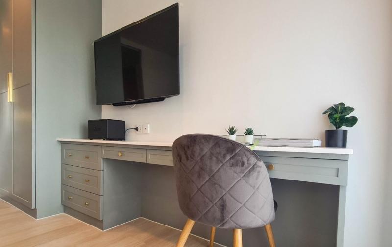 Life One Wireless Safe Peaceful 12th Floor BTS PloenChit