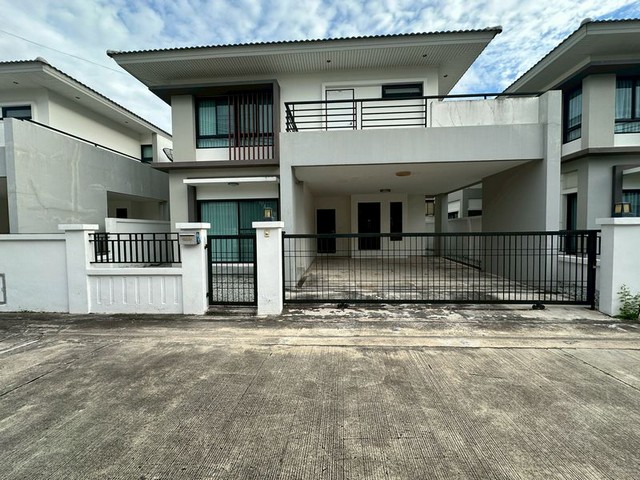 ศรีราชาบ้านเดี่ยวให้เช่า โครงการ มบ.เดอะ คอมพลีท ถ.อัสสัมชัญ-หนองค้อ FP-H01836 