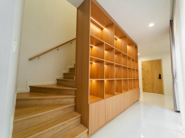 ขายบ้านเดี่ยว 2 ชั้น สร้างใหม่ โครงการ GM5 Residence ซอยลาดปลาเค้า 12 ใกล้ถนนเกษตร นวมินทร์ เพียง 500 เมตร โปรโมชั่นแถมแอร์ทั้งหลัง*** ราคาเริ่มต้น 14,300,000 บาทติดต่อ คุณช่อผกา โทร 0616198565 LINE 0616198565สำรอง LINE 0812523279 ส่งลิ้งก์ไว้ได้เลยรหัส# T26-352บ้านเดี่ยว 2 ชั้น โครงการ GM5 Residence ซอยลาดปลาเค้า12บ้านเรียบง่าย ครบจบในหลังเดียวเนื้อที่ 50 ตร.วาพื้นที่ใช้สอย 250 ตร.ม.3 ห้องนอน4 ห้องน้ำจอดรถได้ถึง 3 คันทำเลดี เ